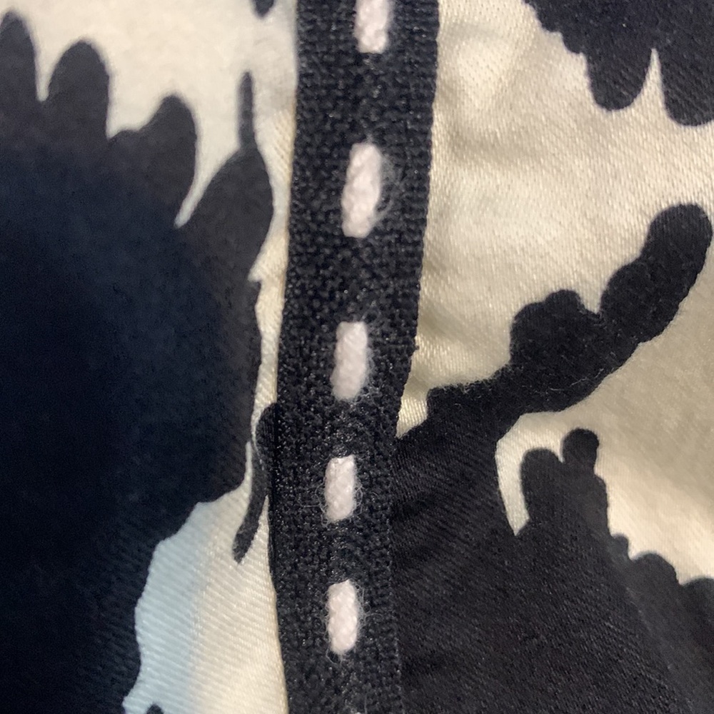 Cabi Black White Patchwork Stitched Above Knee Ci… - image 6